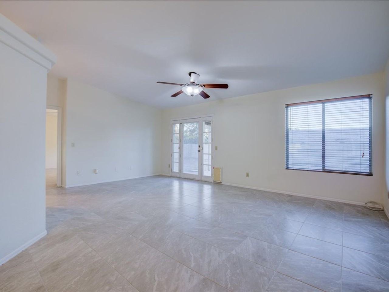 7850 South Solomon Avenue - Photo 3 of 23