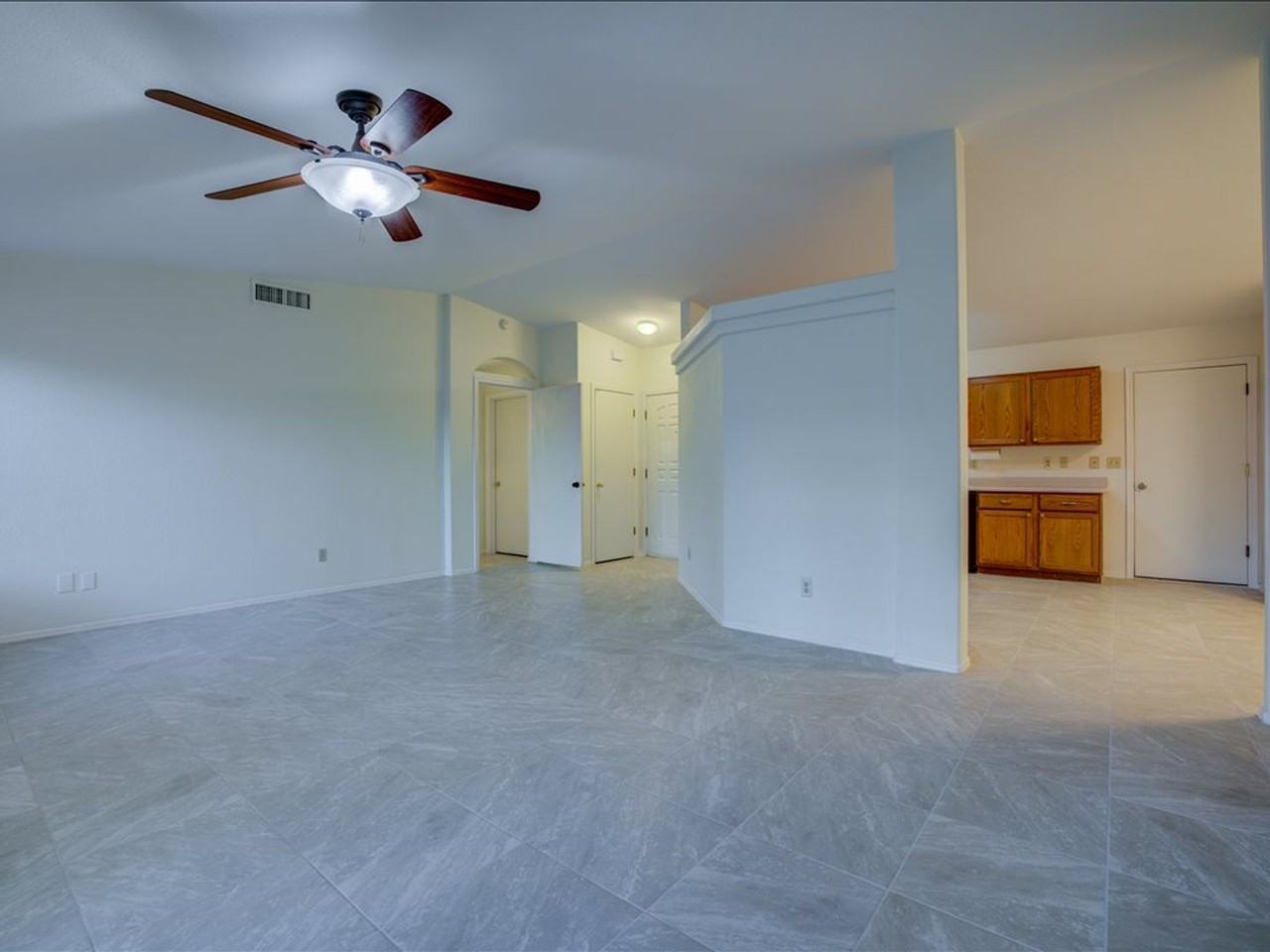 7850 South Solomon Avenue - Photo 5 of 23