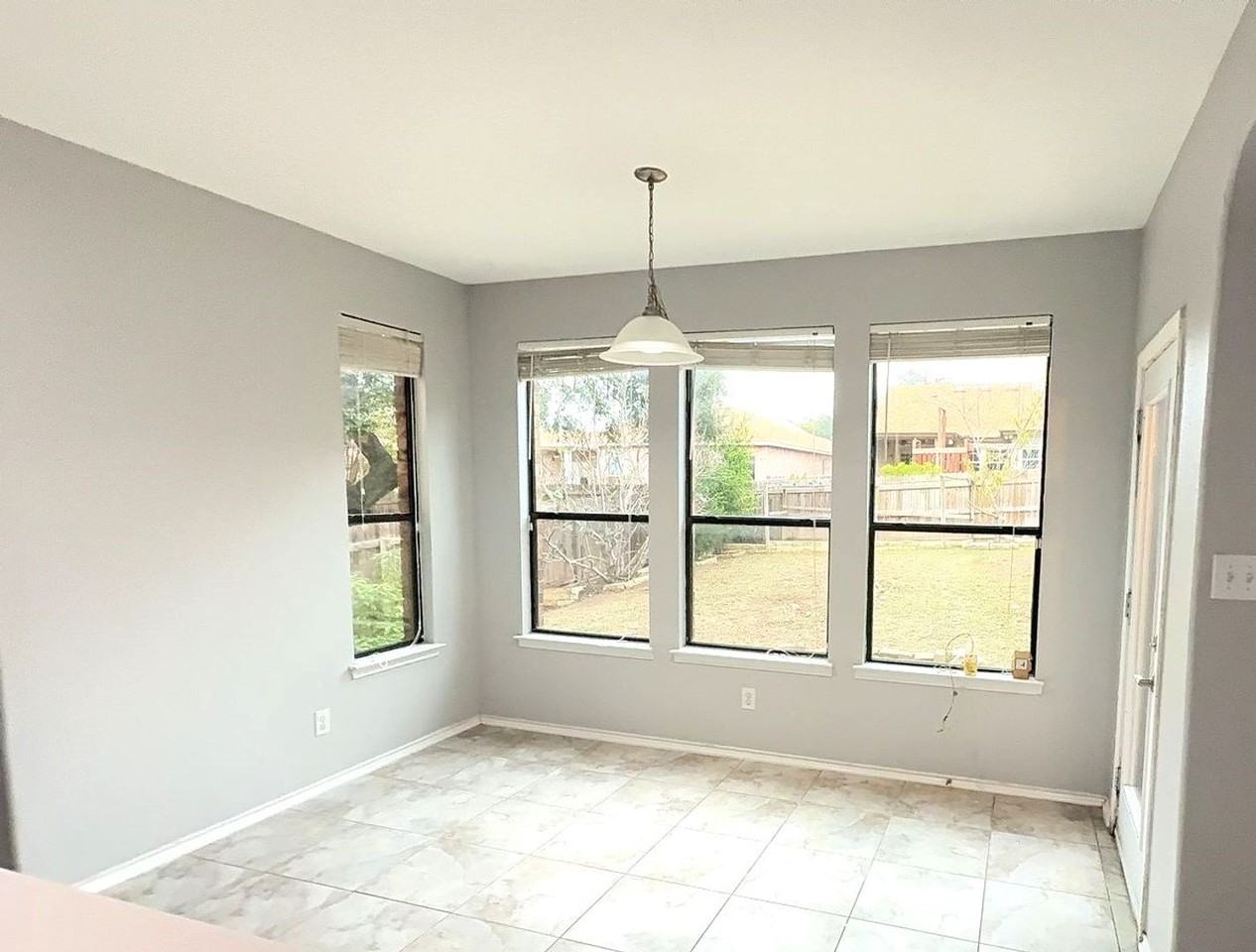 8106 Royal Fld - Photo 6 of 17