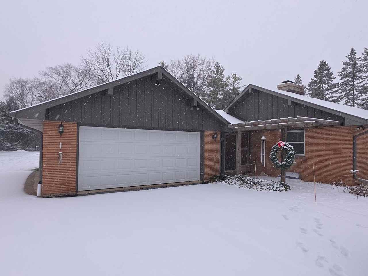 3365 Arroyo Road - Photo 2 of 23
