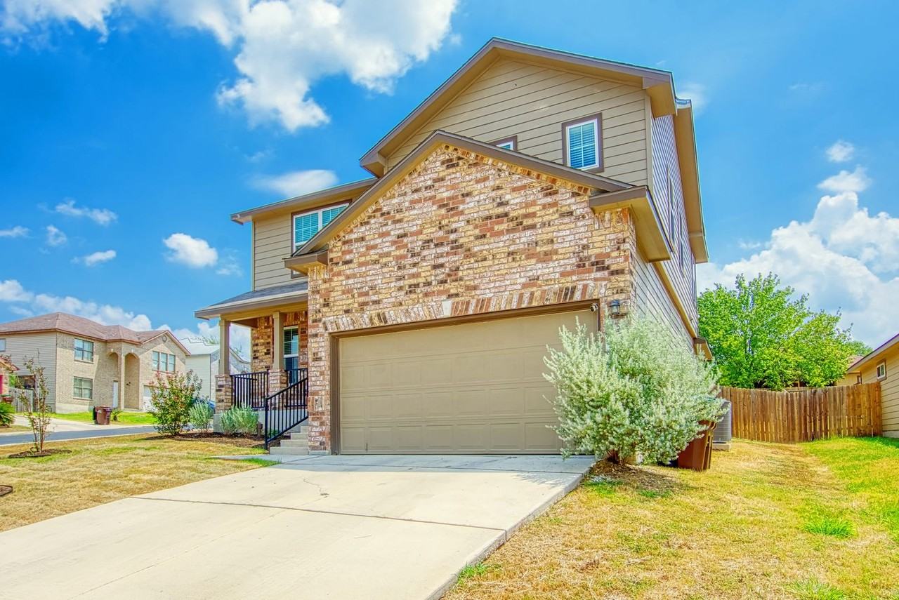 8037 Falcon Meadow Drive - Photo 3 of 45