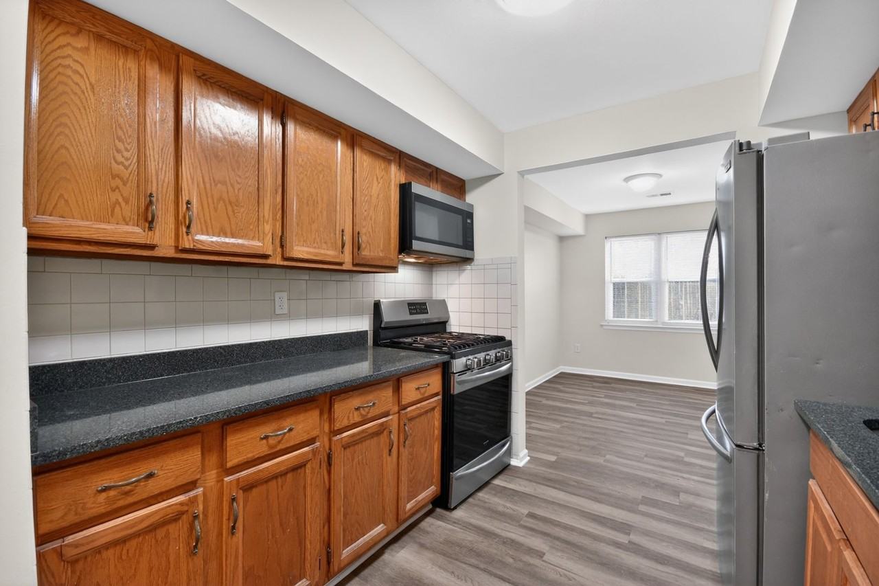 111 Keystone Court - Photo 6 of 32