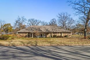 2909 Fincastle Drive - Photo 1 of 1