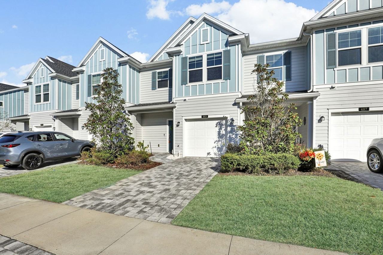 483 Boracay Cir - Photo 2 of 19