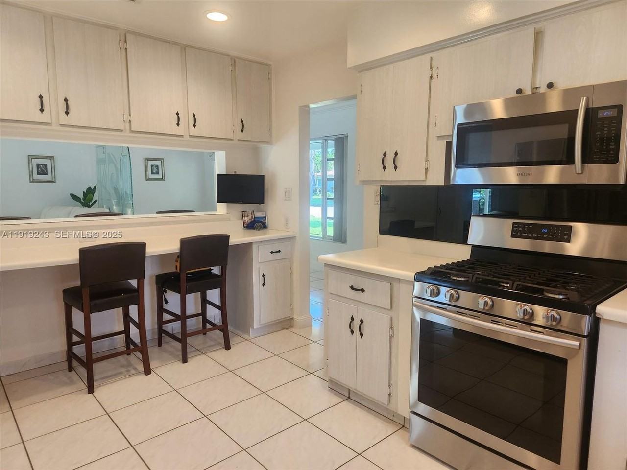 1229 Jefferson Street - Photo 2 of 16