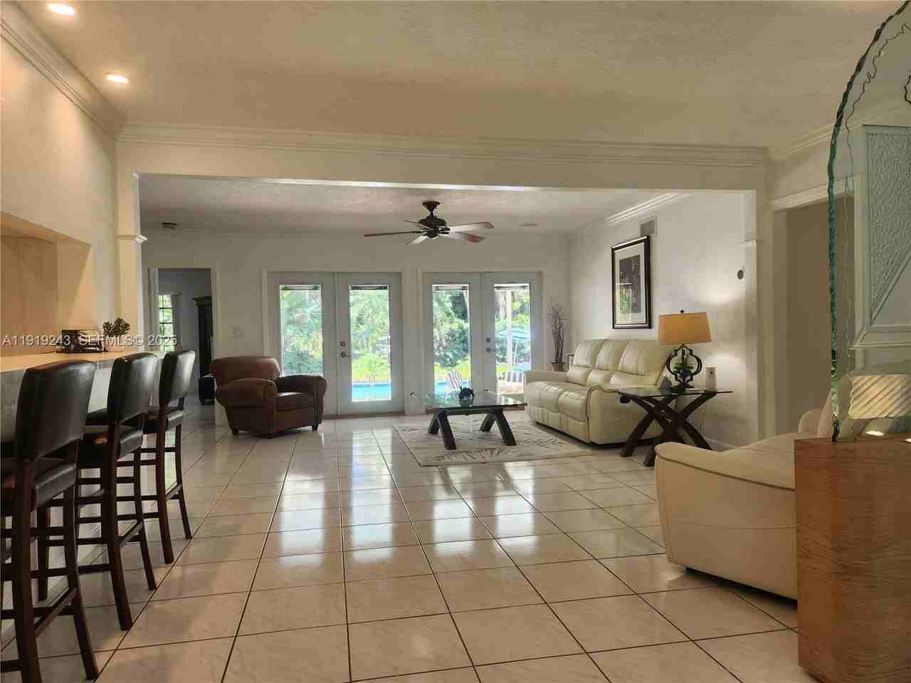 1229 Jefferson Street - Photo 4 of 16