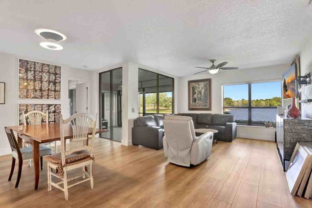 2850 Carambola Circle South - Photo 4 of 17