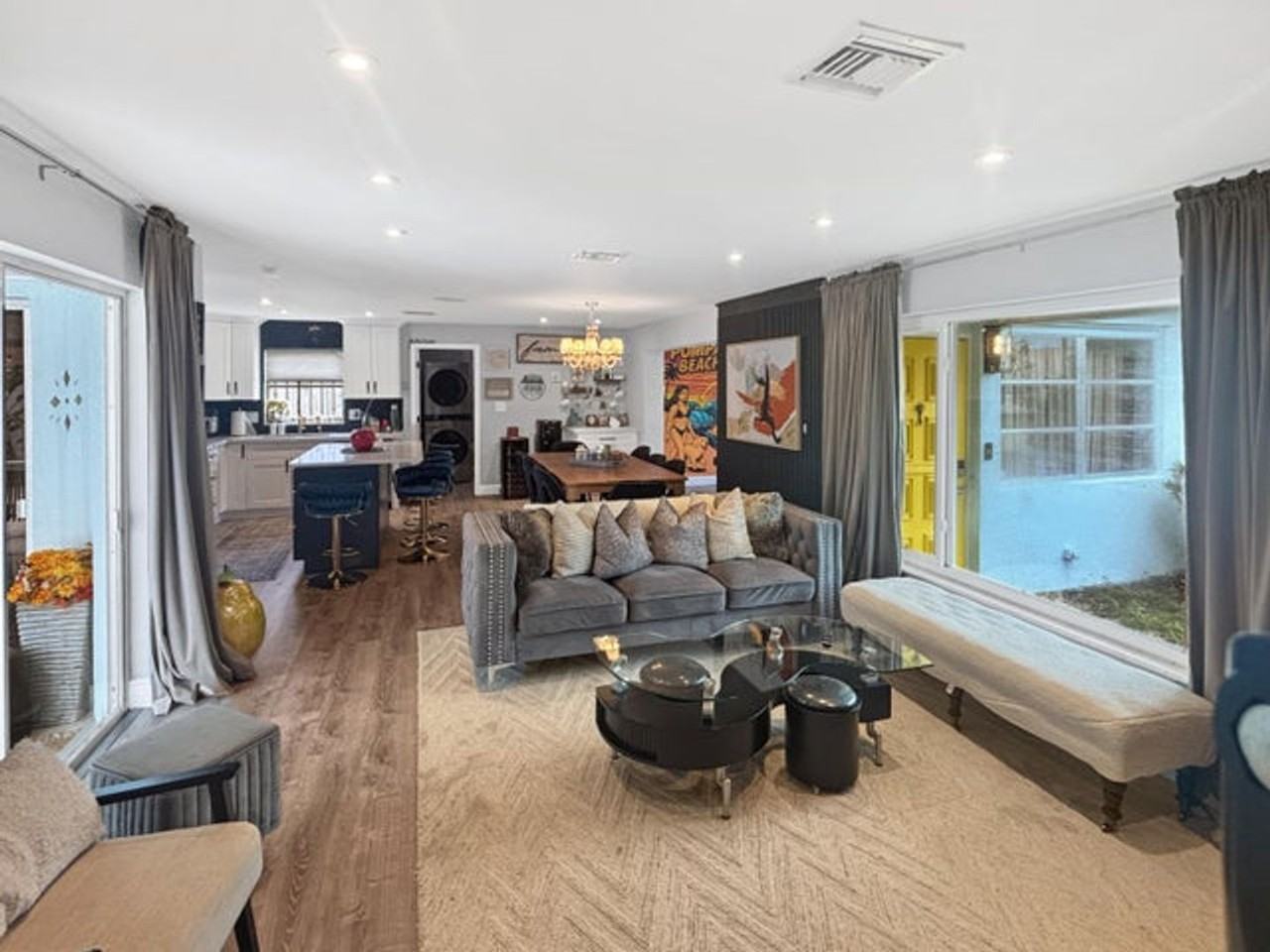 100 Southwest 17th Street - Photo 5 of 17