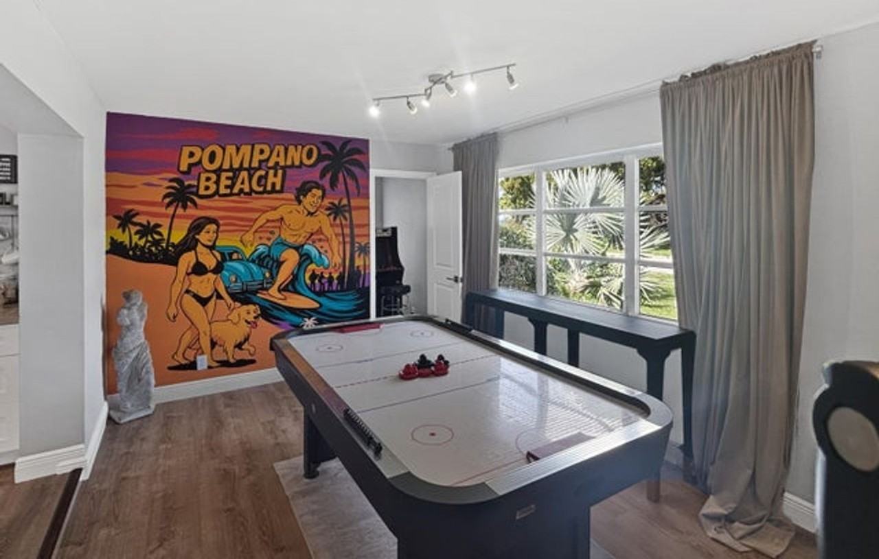 100 Southwest 17th Street - Photo 6 of 17