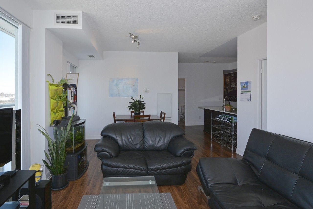 260 One Park West Condo #1203 - Photo 3 of 10