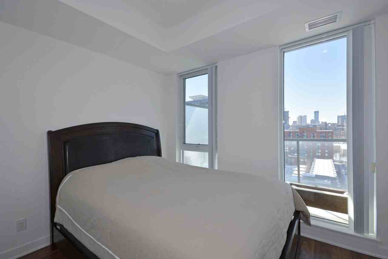 260 One Park West Condo #1203 - Photo 6 of 10