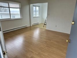 featured image of 646 Admirals Rd #5