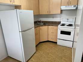 646 - 646 Admirals Road #5 - Photo 1 of 1