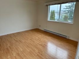 featured image of 646 Admirals Rd #9