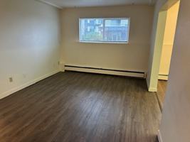 featured image of 639 18-639 Constance Ave #18