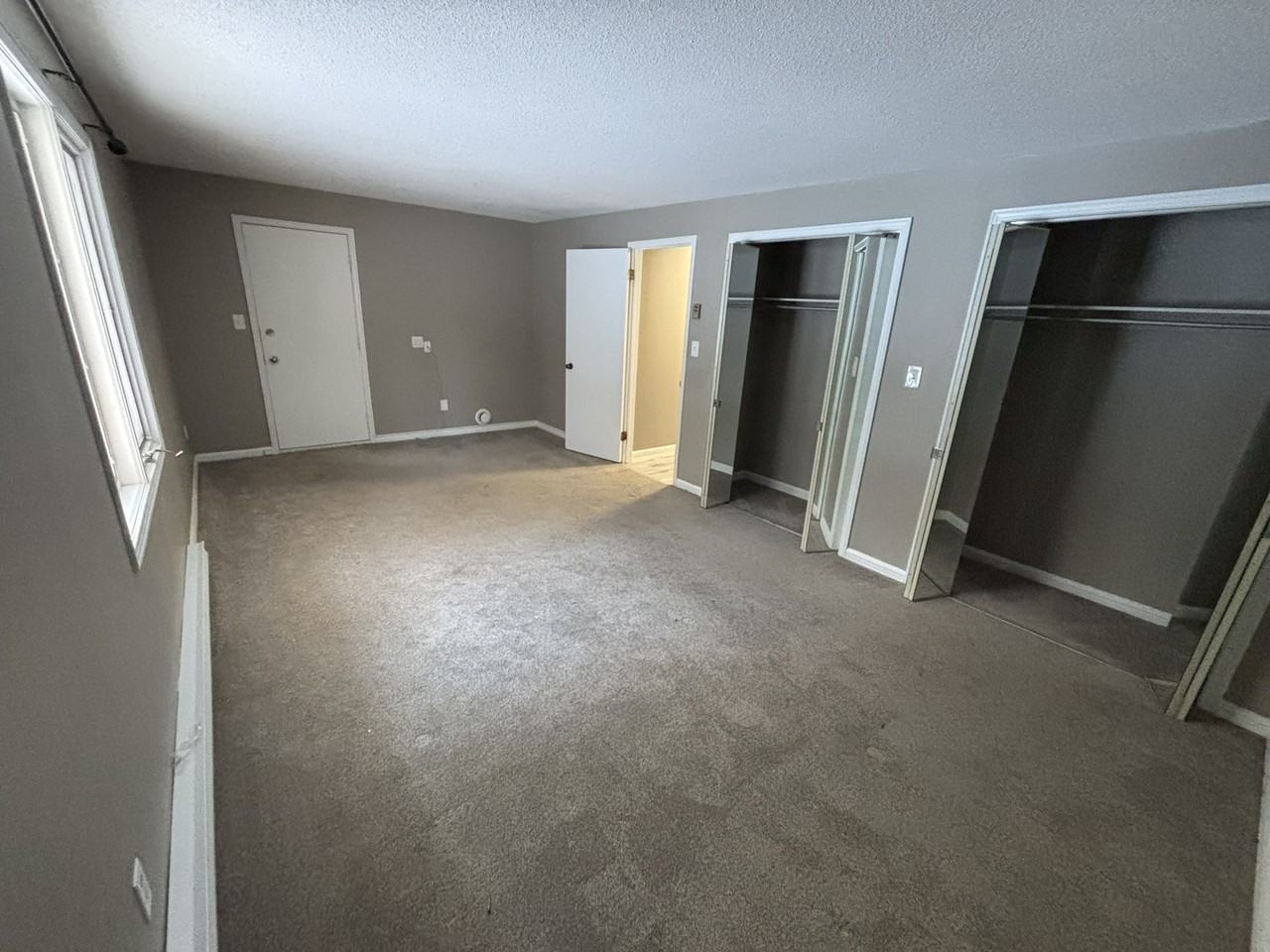 333 Erb Street West #1 - Photo 6 of 29