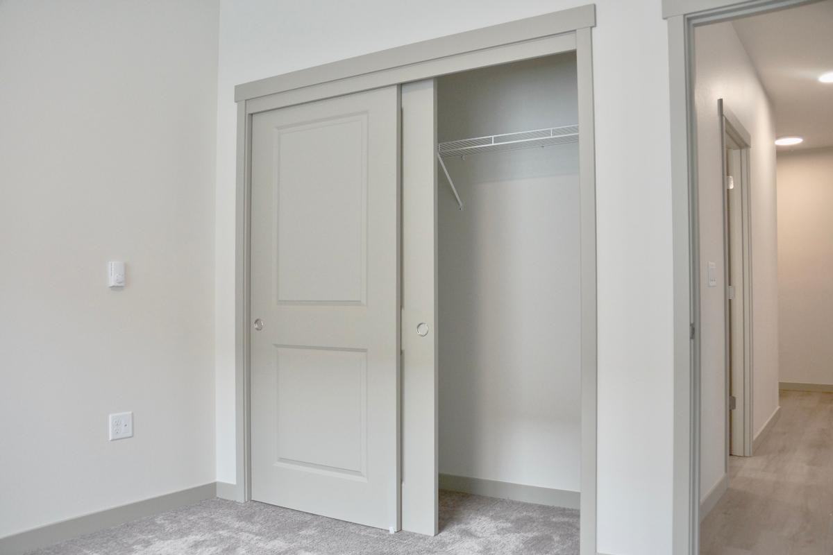 29774 Parkway Road - Photo 6 of 11