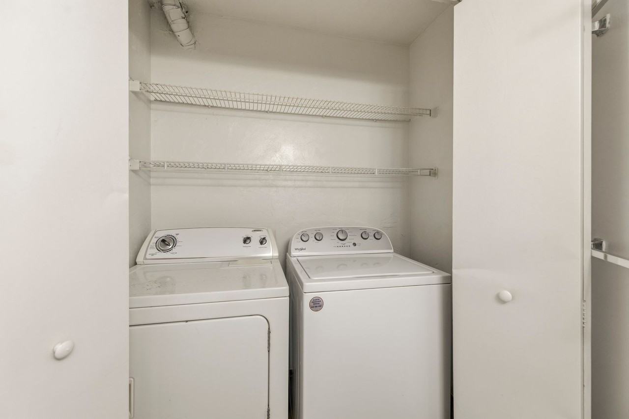 Ivy Lane Villas - Photo 7 of 19