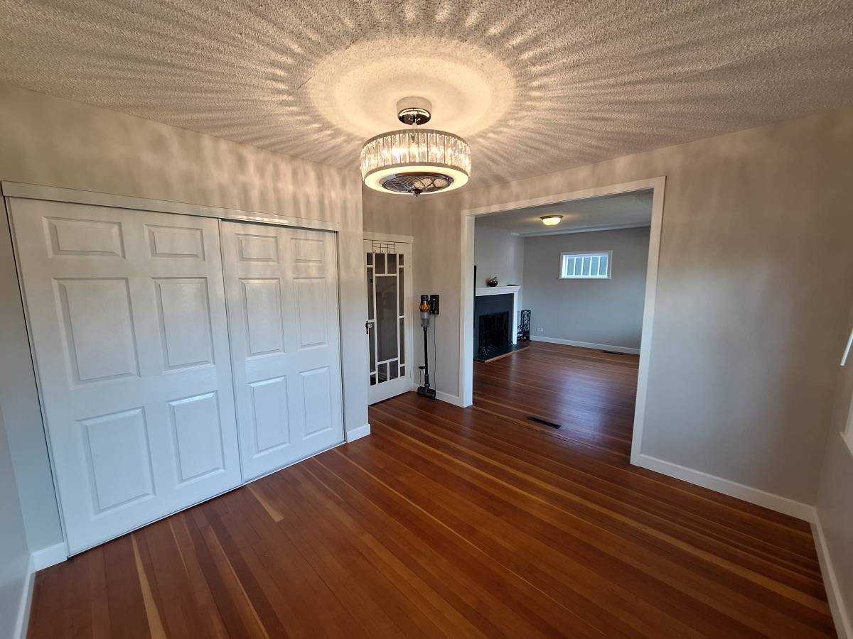 2846 East 18th Avenue - Photo 2 of 24