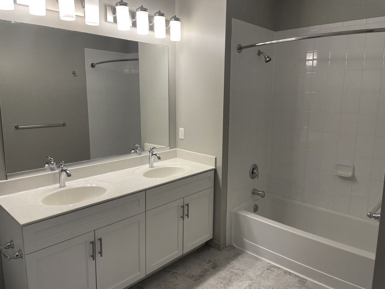 One Glover - Photo 3 of 50