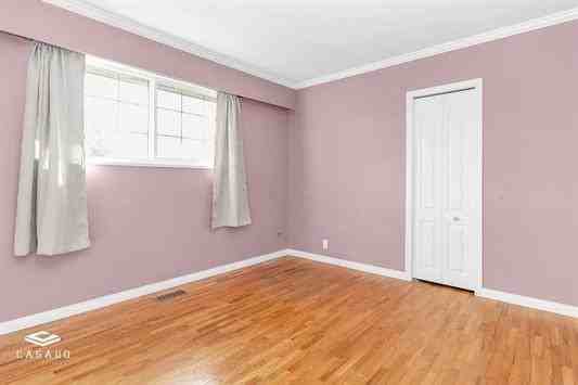 5311 9A Avenue - Photo 7 of 18