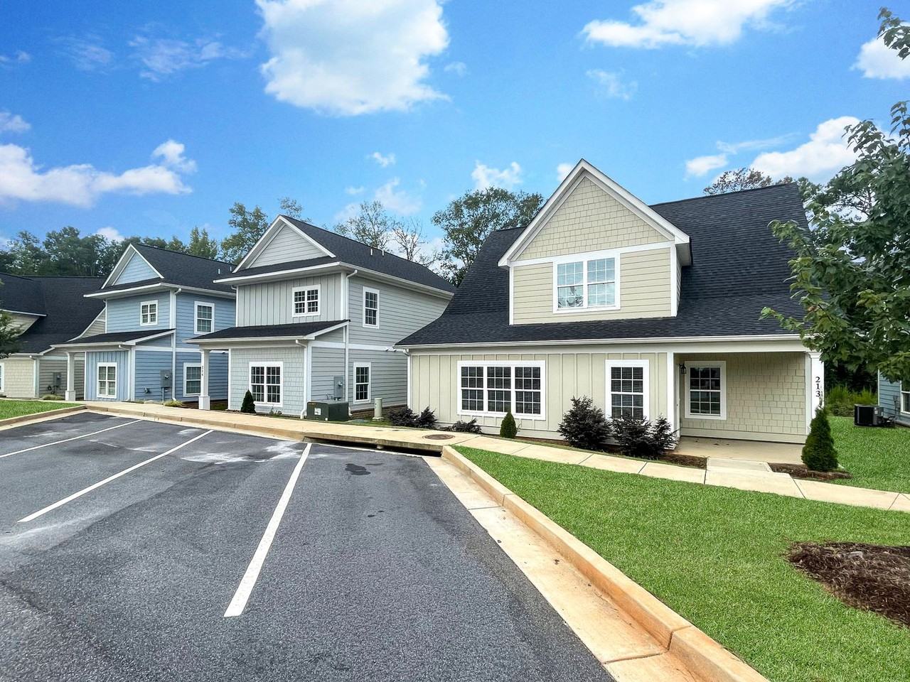 The Cottages at Woodsong - Photo 5 of 37