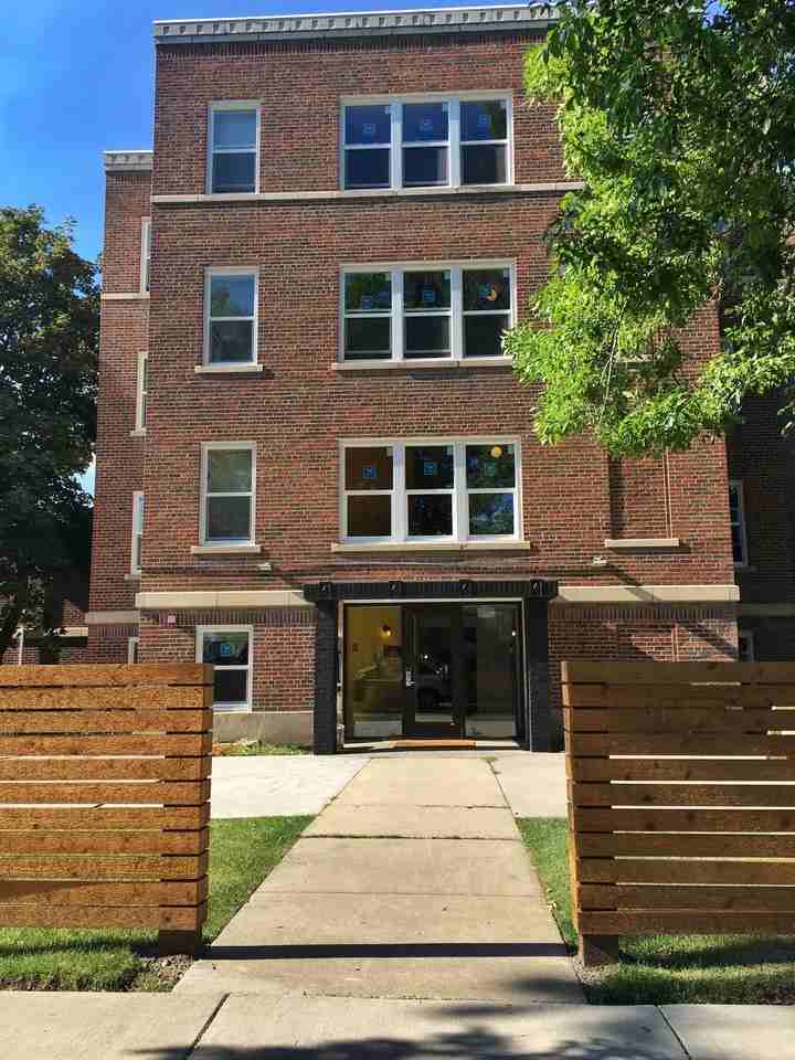 Apartments in the HEart of downtown Bozeman! - Photo 2 of 16