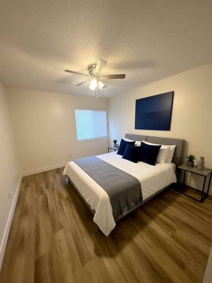 LB1856 - Photo 5 of 17