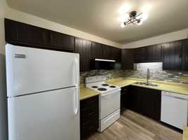 featured image of 1703 Sawyer Dr