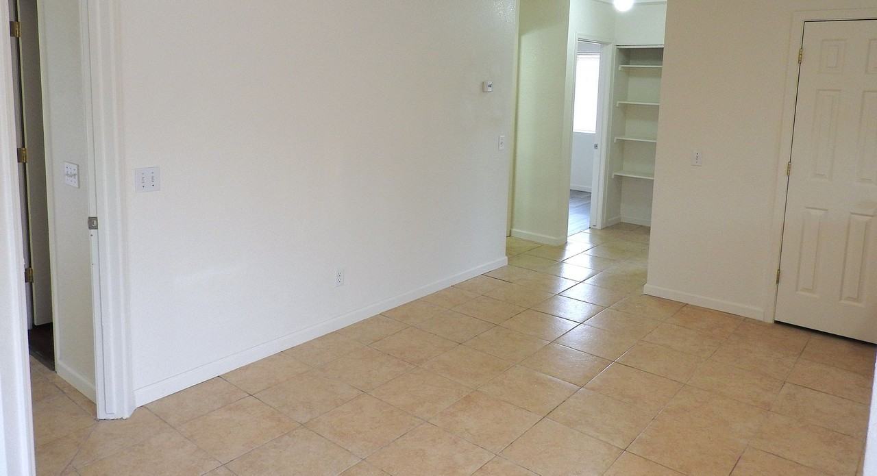 3243 N Lomalai St - Photo 5 of 20