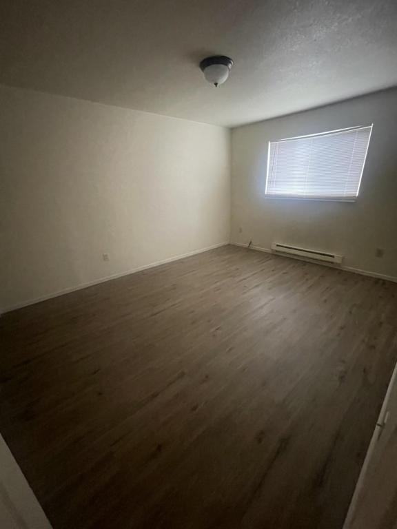 580 Schetter Avenue - Photo 6 of 6