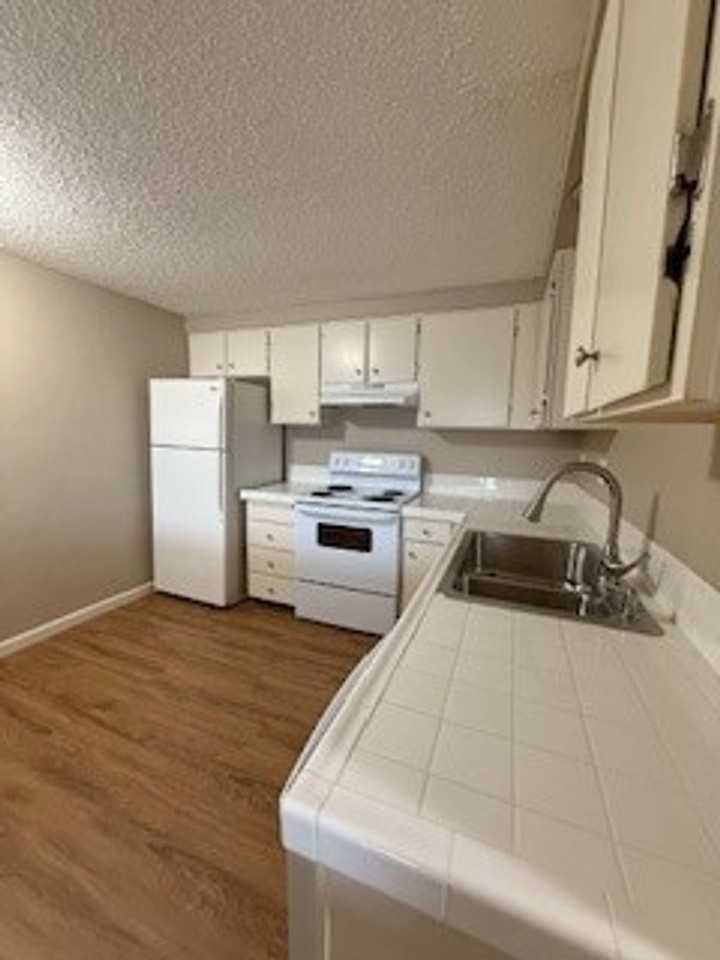 Pine Mill Apartments - Photo 3 of 25