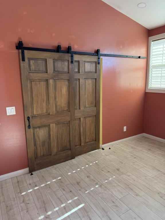 1158 Walpen Dr - Photo 2 of 11