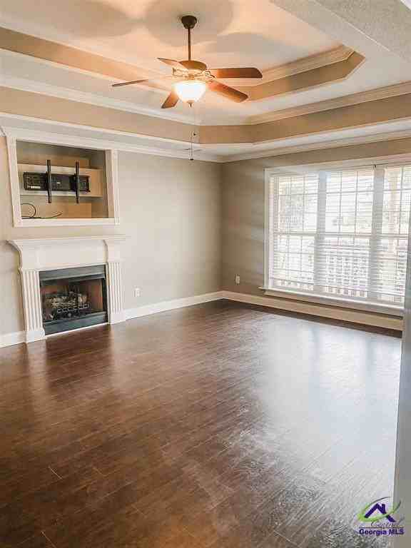 609 Wooden Eagle Trail - Photo 2 of 23