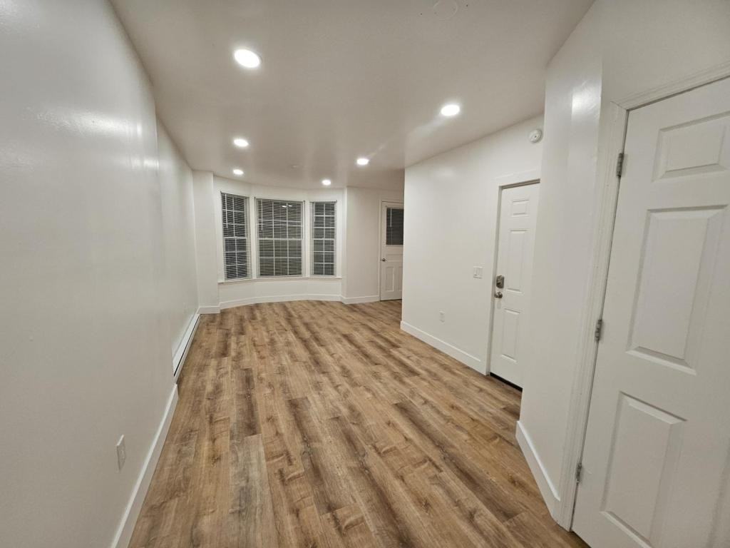 5th 75th 5th Ave, Troy, Ny, 12180 - Photo 2 of 18