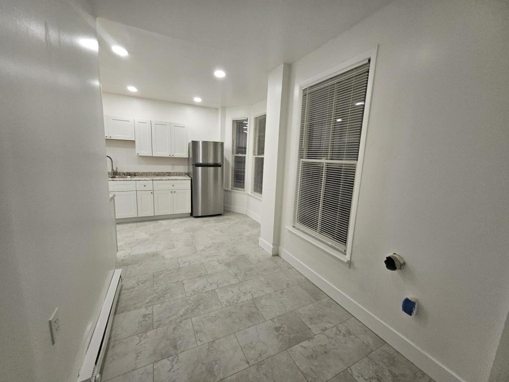 5th 75th 5th Ave, Troy, Ny, 12180 - Photo 7 of 18