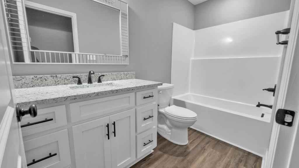 303 Wright St - Photo 2 of 27