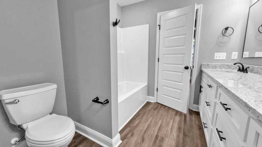 303 Wright St - Photo 5 of 27