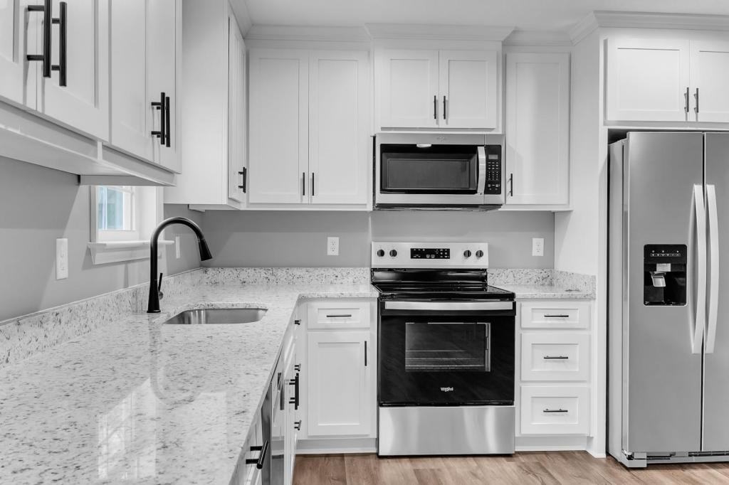 303 Wright St - Photo 6 of 27