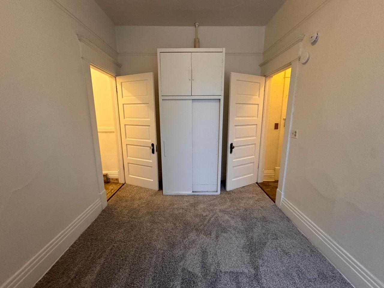 1125 W 11th Ave - 14 Unit - Photo 6 of 24