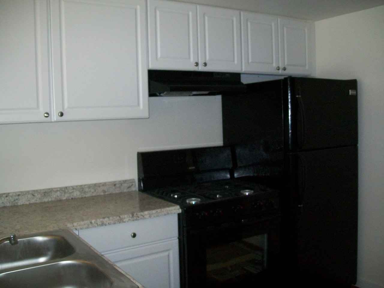 3521 Bolling Rd - Photo 5 of 13