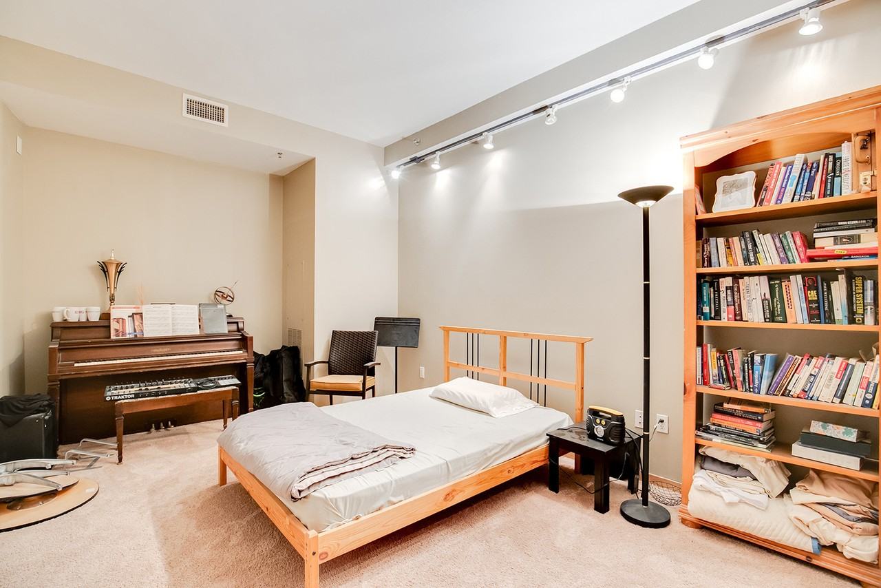 408 1st St N #305 - Photo 4 of 28