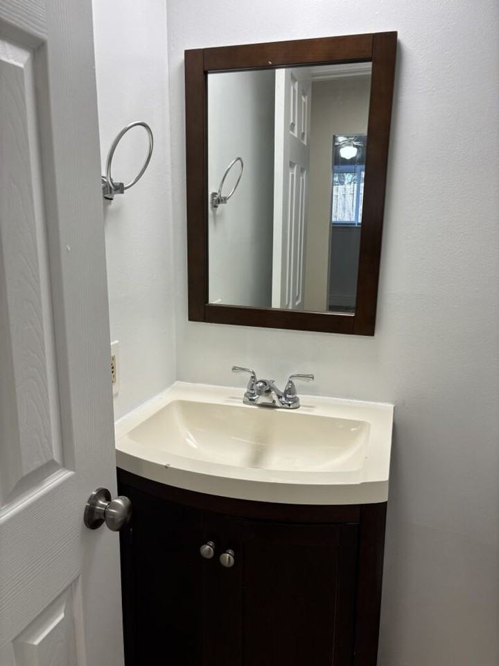 ONE11 APPLETON PARK - Photo 6 of 22