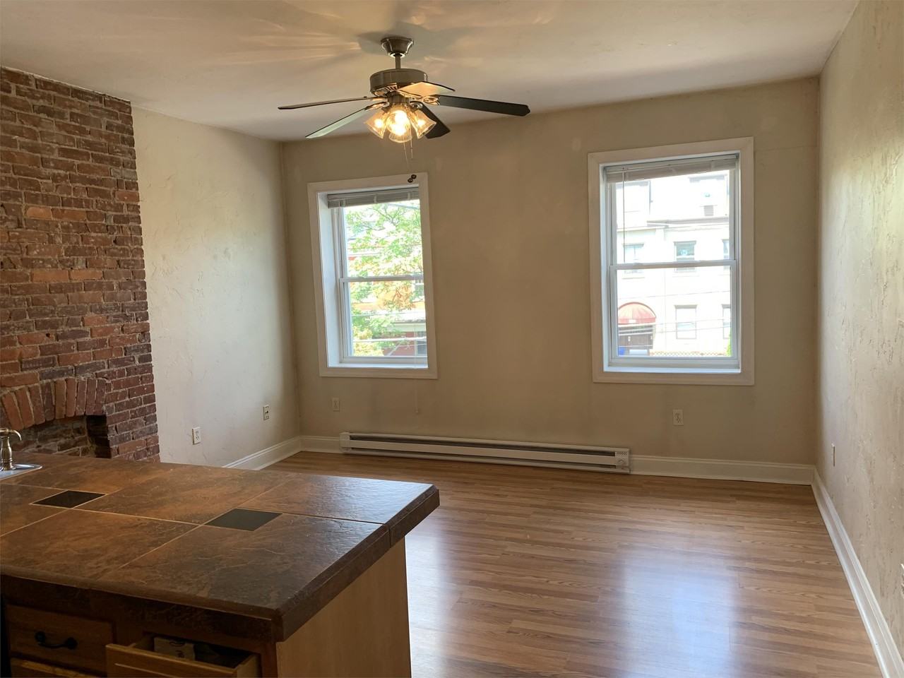 219 S Fairmount St #4 - Photo 7 of 20