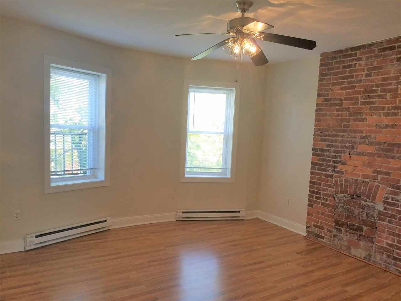 219 S Fairmount St #4 - Photo 4 of 20