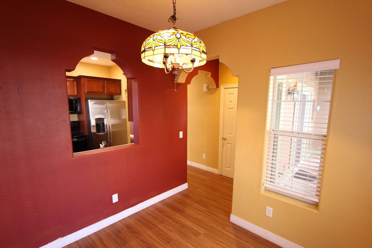 3250 S Litzler Dr - Photo 5 of 32