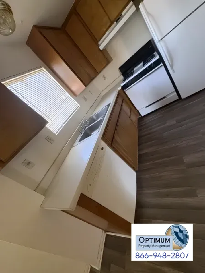 15771 Kasota Rd #10 - Photo 7 of 14