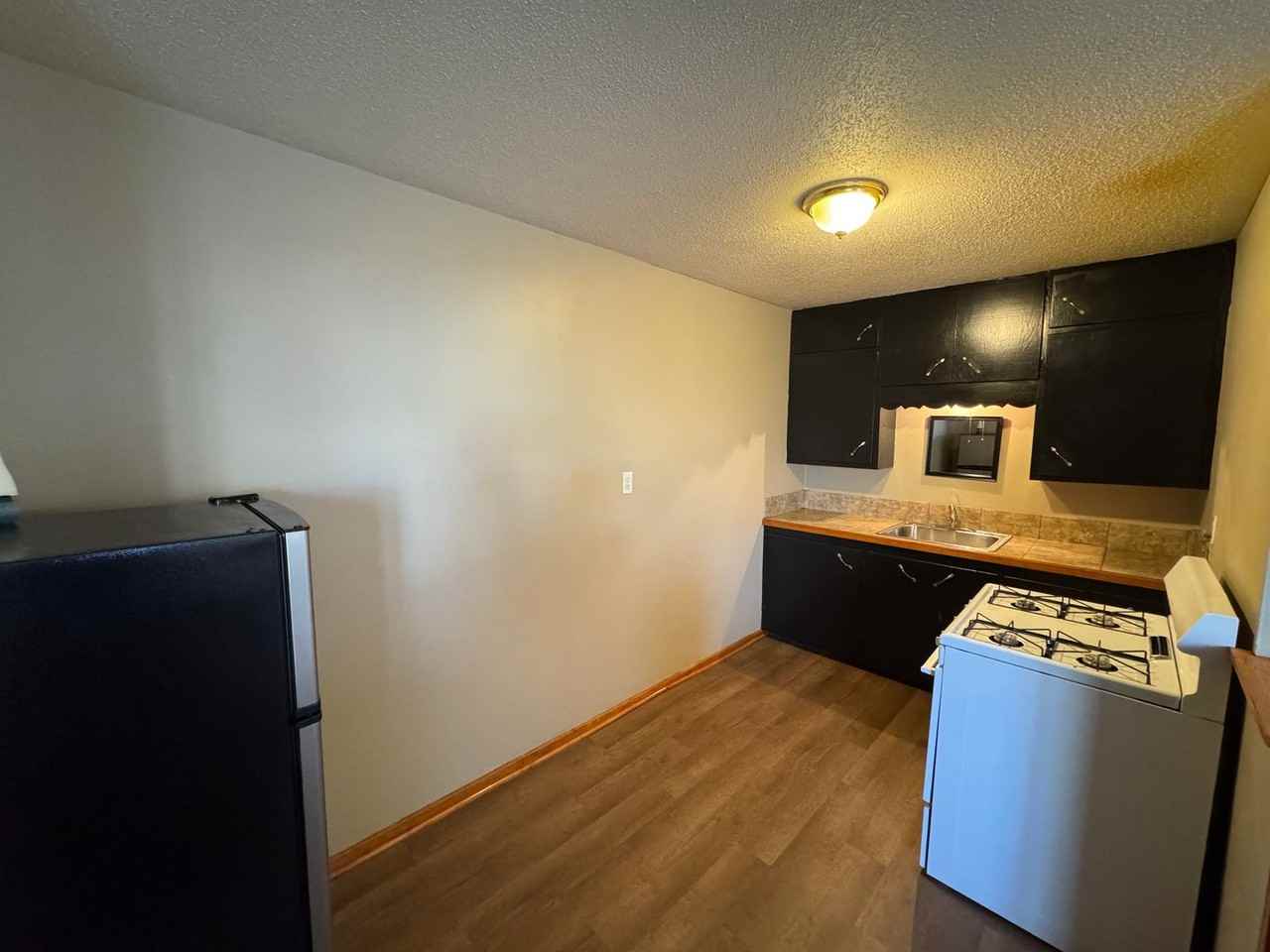 315 Jefferson Street - Photo 5 of 9