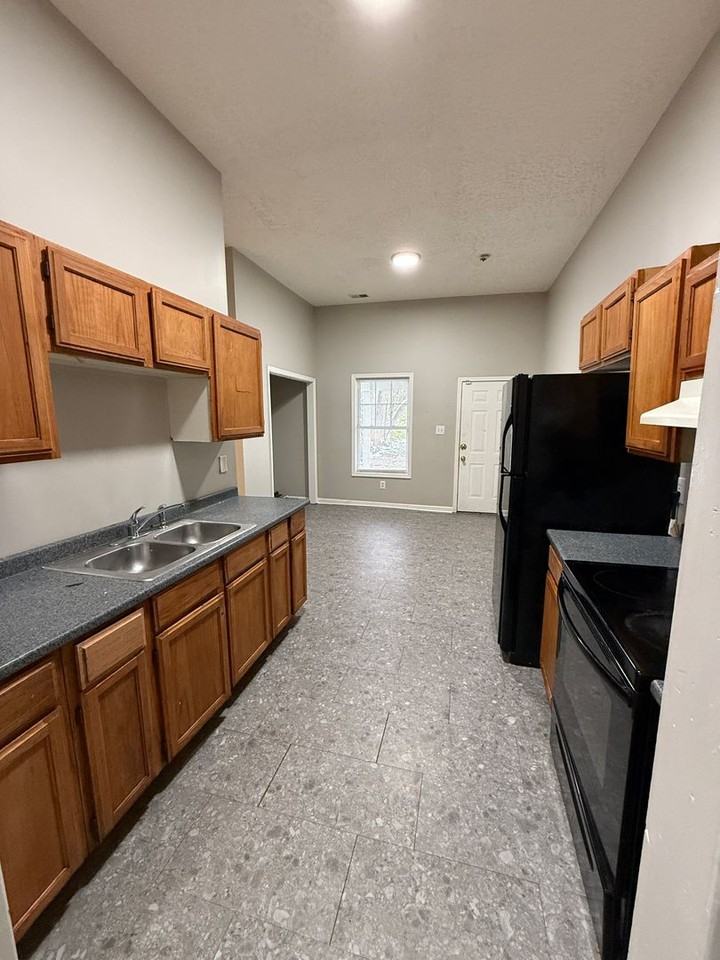 657 South 24th Street - Photo 2 of 19