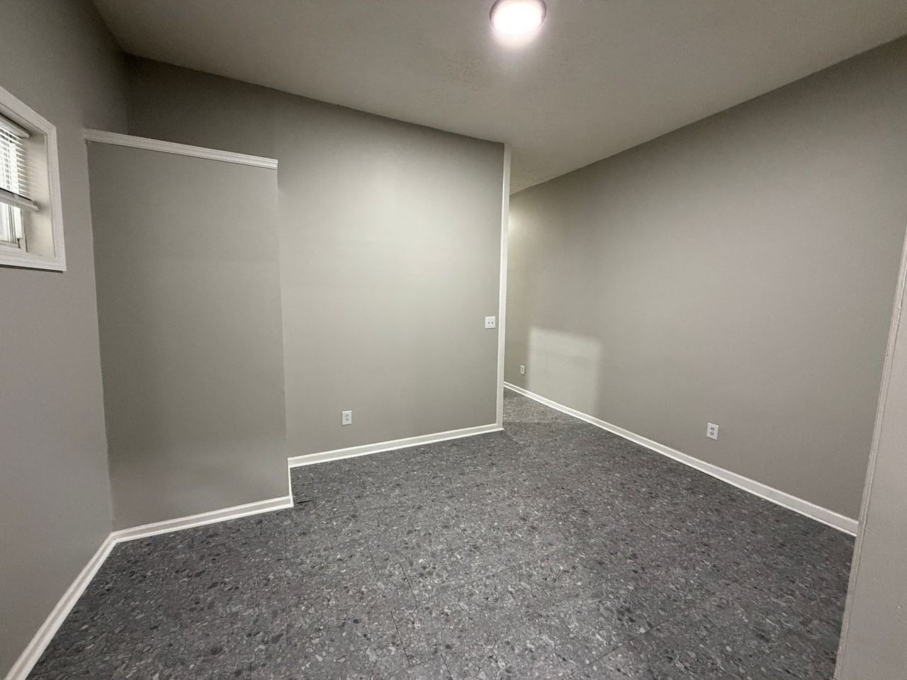 657 South 24th Street - Photo 4 of 19